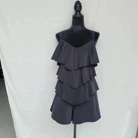 Fit 4 Ur Hips One piece Flattering ruffle Tiered swim Shorts Romper Black sz 10 - Picture 10 of 10